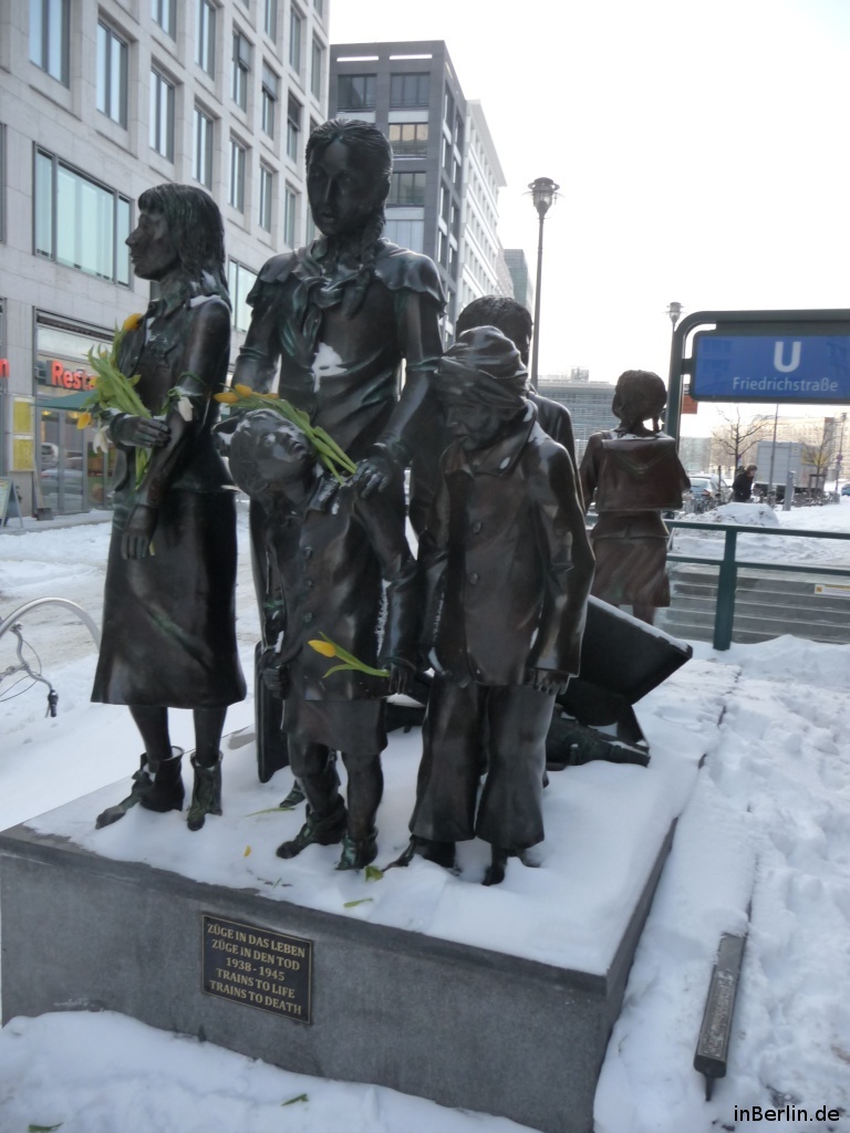 Kindertransport Denkmal "Züge in das Leben" in Berlin-Friedrichstr