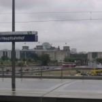 Berliner Hauptbahnhof - Blick zum Reichstag