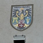 Wappen von Königsberg im Innenhof vom Rathaus Wilmersdorf