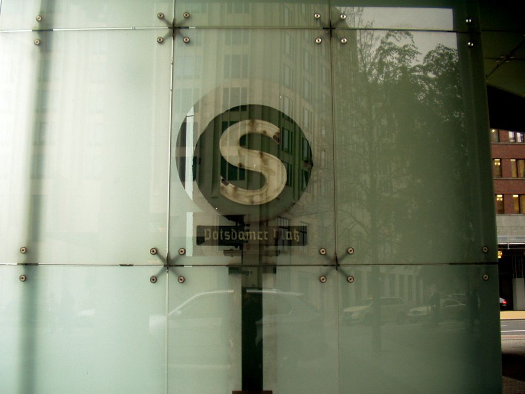 altes S-Bahn Schild