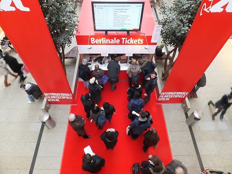 Berlinale - PotsdamerPlatz - Kassenschlange (2014)