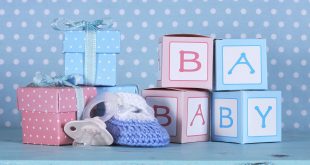 Baby Geschenke (Foto: Milleflore Images / Shutterstock.com )