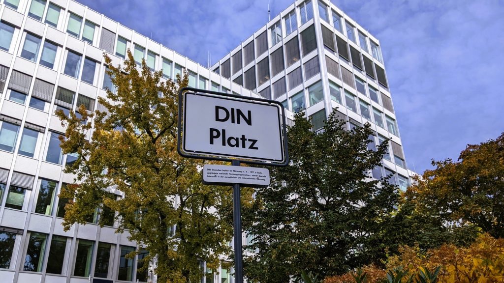 DIN-Platz 