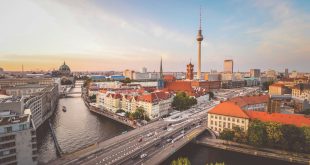 Blick über Berlin (Foto von Florian Wehde auf Unsplash)