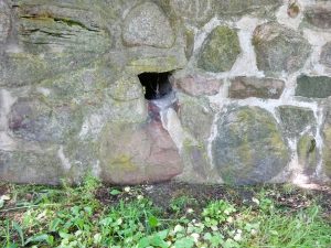 Altlandsberg Stadtmauer Durchreiche 01