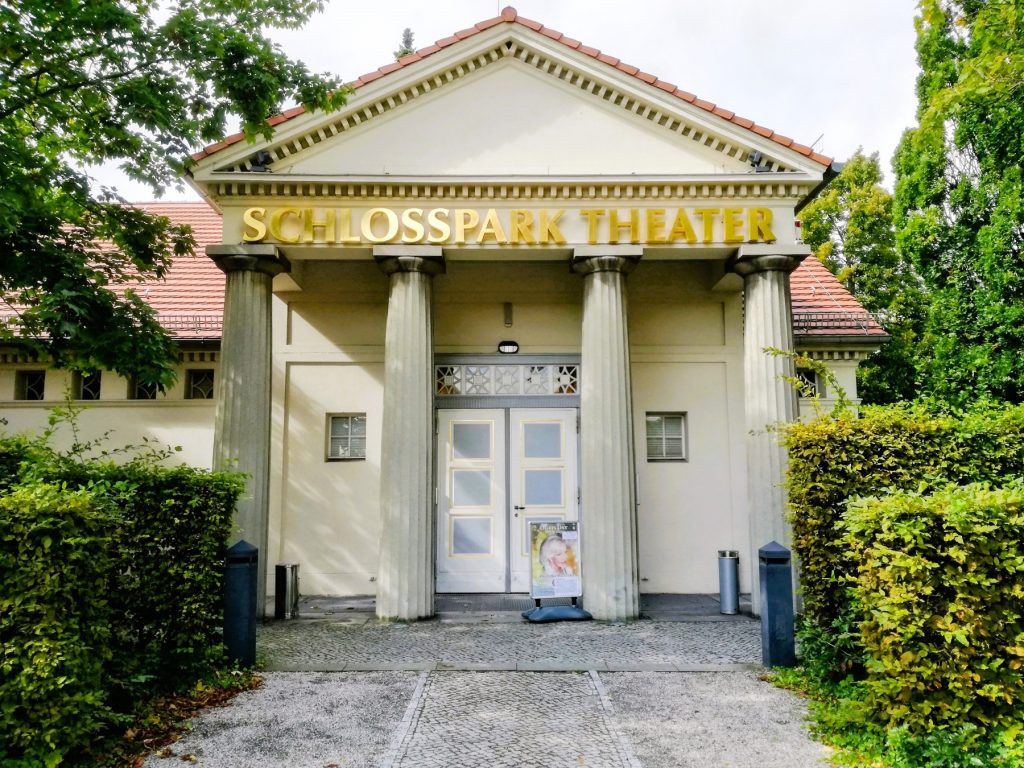 Schlosspark Theater