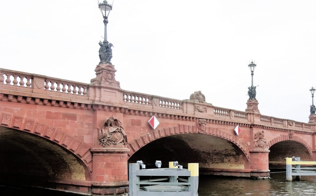 Moltkebrücke