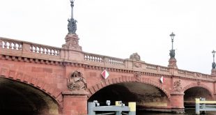 Moltkebrücke