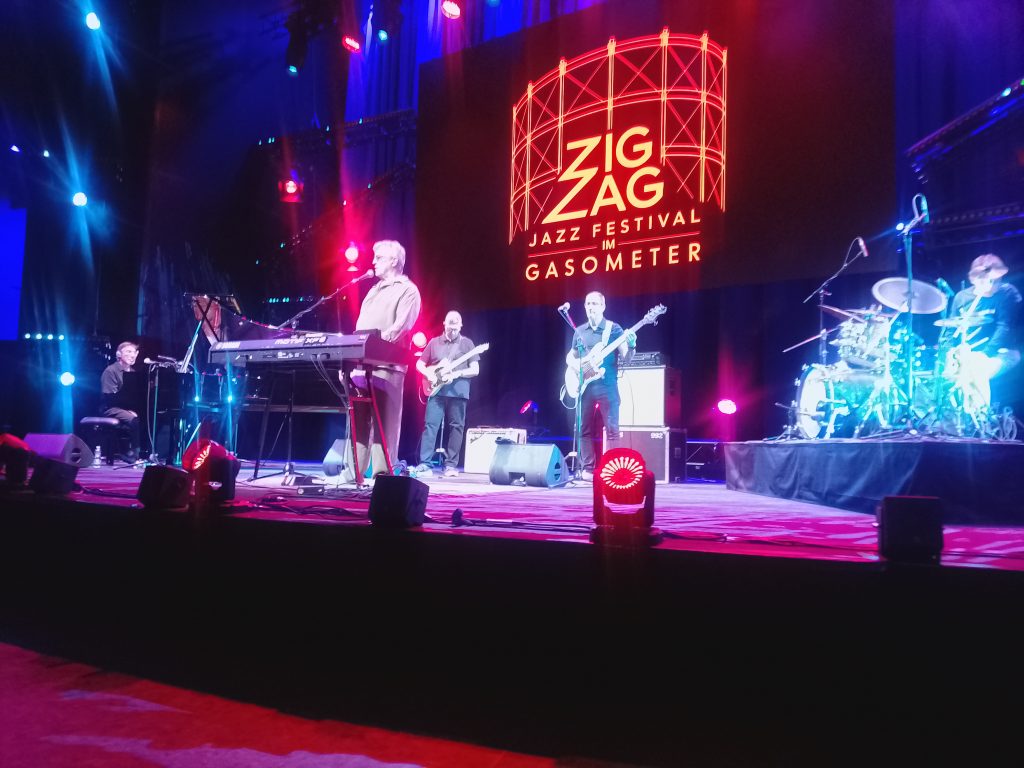 Ivan Lins auf der Bühne ©Fátima Lacerda
